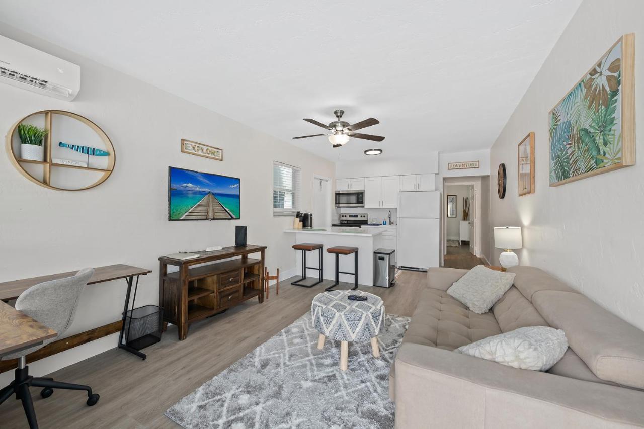 Comfy Bnb W/ King Bed + Work/Travel + Beach 8 Min Hallandale Beach Bagian luar foto